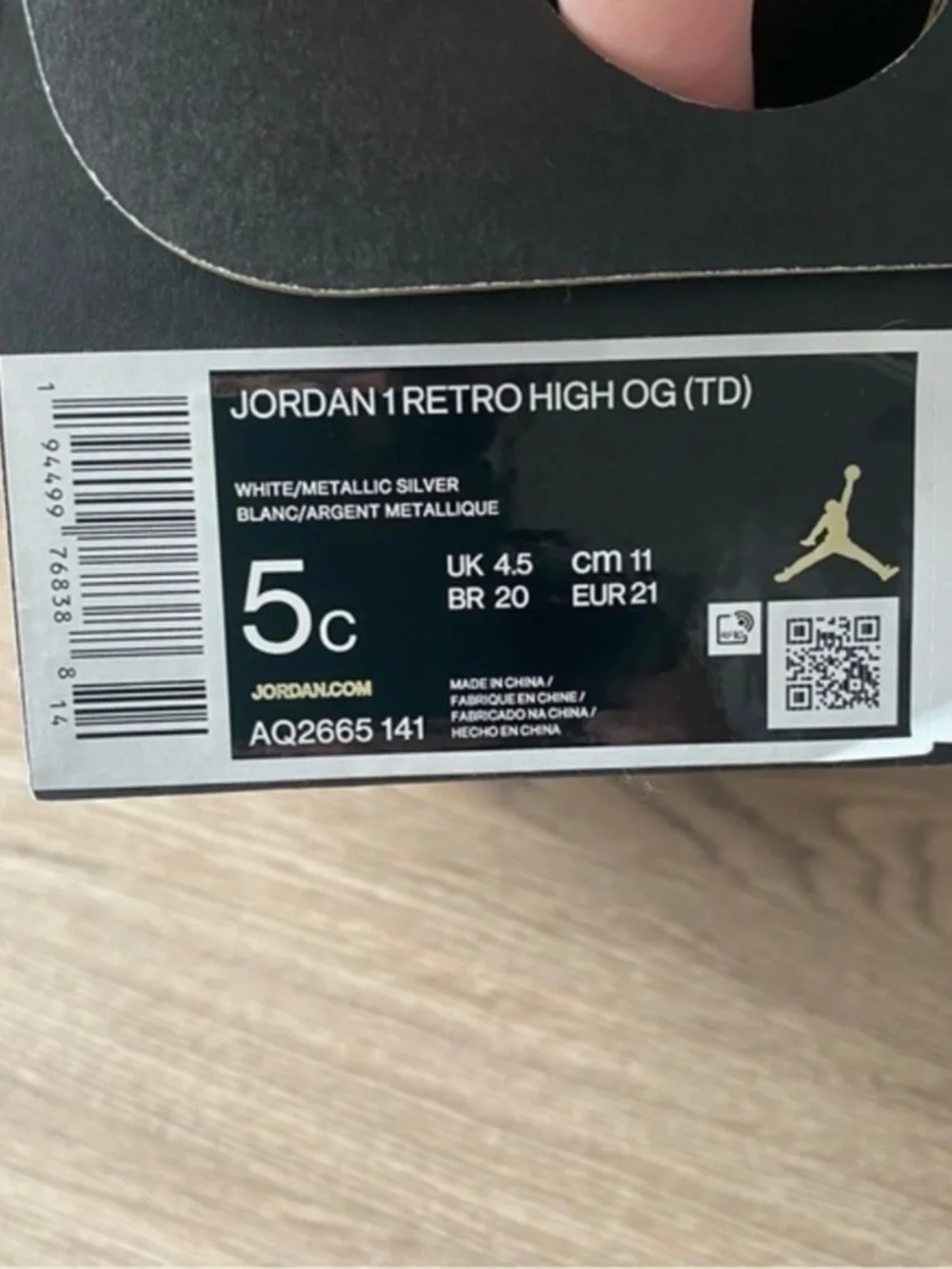Air Jordan 1 Midnight Navy 5C NEW